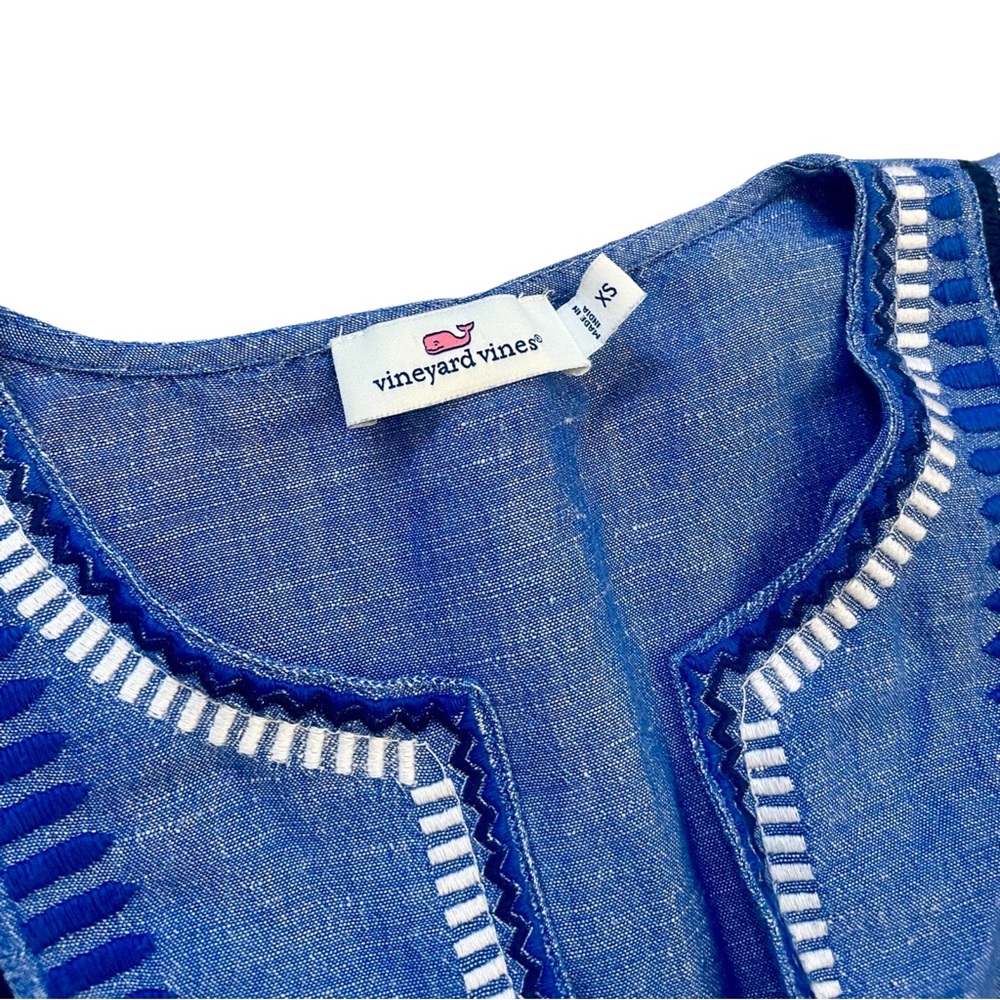 Vineyard Vines Geo Embroidered Top - Picture 6 of 6